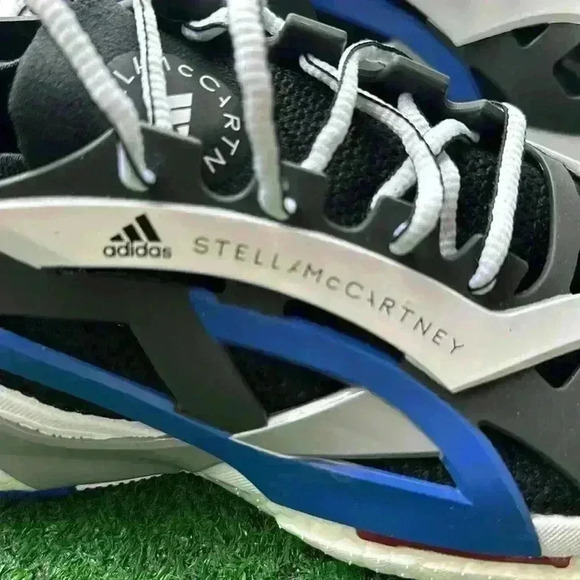 Stella McCARTNEY - Picture 3 of 10